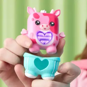Интерактивная игрушка NANOMALS S1 – КЛУБНИЧНАЯ КОРОВКА (G2212)