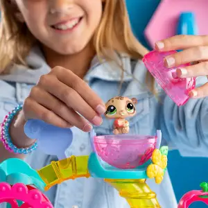 Ігровий набір LITTLEST PET SHOP – ФАБРИКА РОЗВАГ (2 фігурки, фабрика, аксес.) (00519)