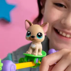 Игровой набор LITTLEST PET SHOP – ШОУ ТАЛАНТОВ (2 фигурки, сцена, аксесс.) (00558)