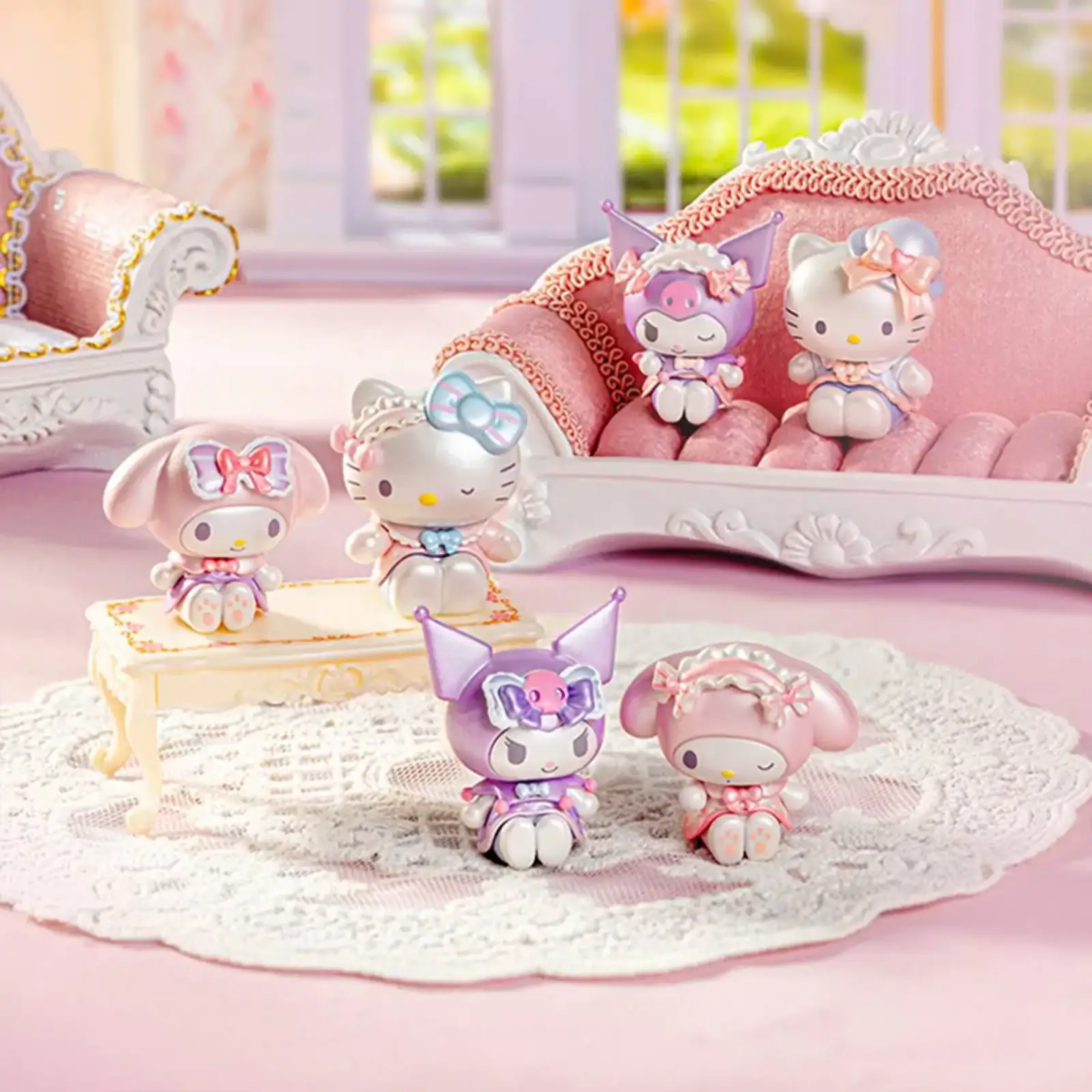 Фігурка-сюрприз POP TOP SANRIO – ЕЛЕГАНТНІ ПАНЯНКИ (в ас.) (24MQD-036)