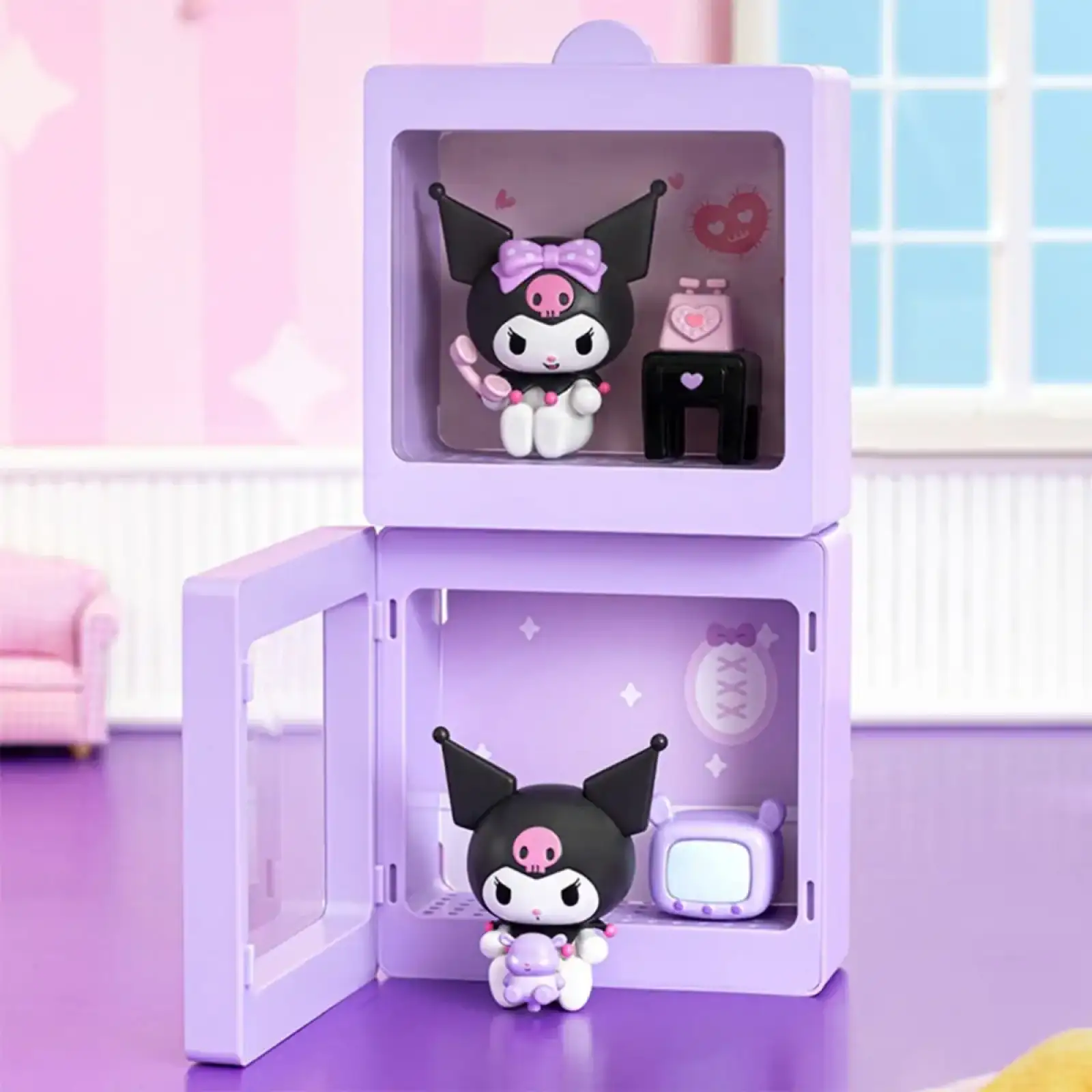 Фигурка-сюрприз POP TOP KUROMI – ПРАЗДНИЧНОЕ НАСТРОЕНИЕ (свет, в асс.) (25WH-001)