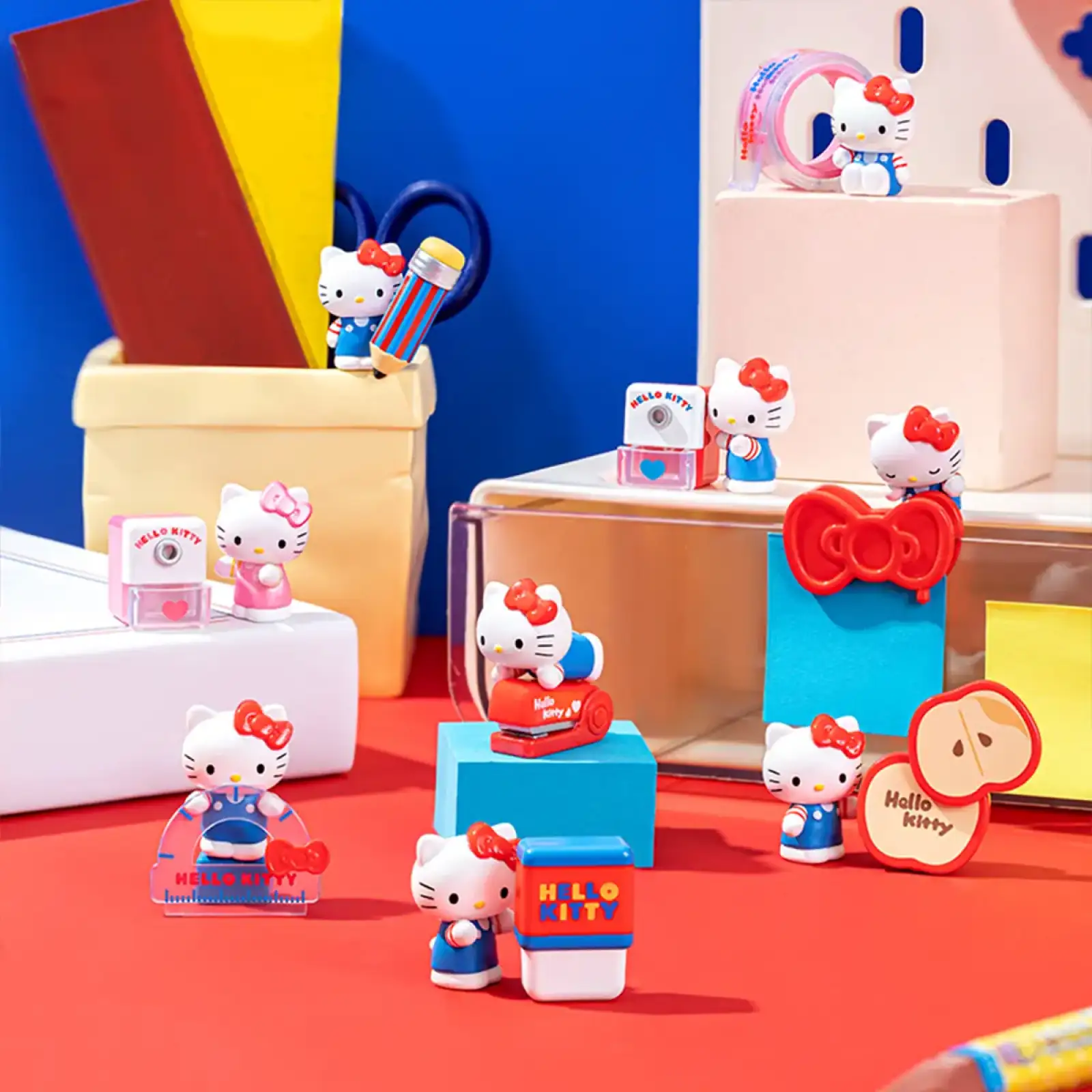 Фігурка-сюрприз POP TOP HELLO KITTY – КАНЦЕЛЯРСЬКІ ІСТОРІЇ (в ас.) (25WH-005)