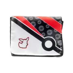 Игровой набор POKEMON W5 - СНАРЯЖЕНИЕ ТРЕНЕРА ИВИ (2 покебола, пояс, фигурка, сумка для мячей) (PKW3650)