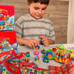 Фігурка SUPERTHINGS серії 