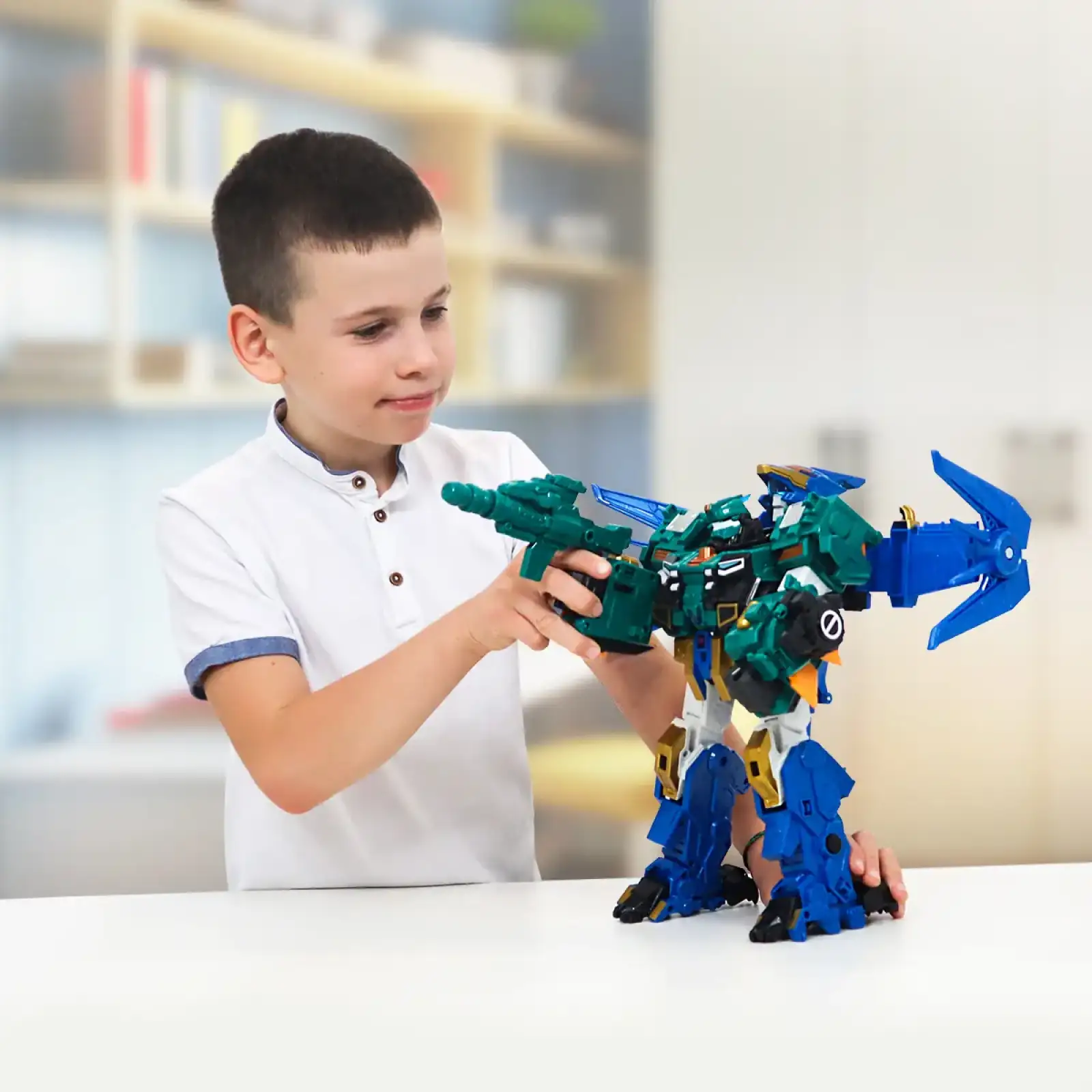 Ігровий набір з роботом-трансформером DINOSTER – СТЕГО БЛАСТ ВІНГ (2 машини, динозавр) (EU580802)