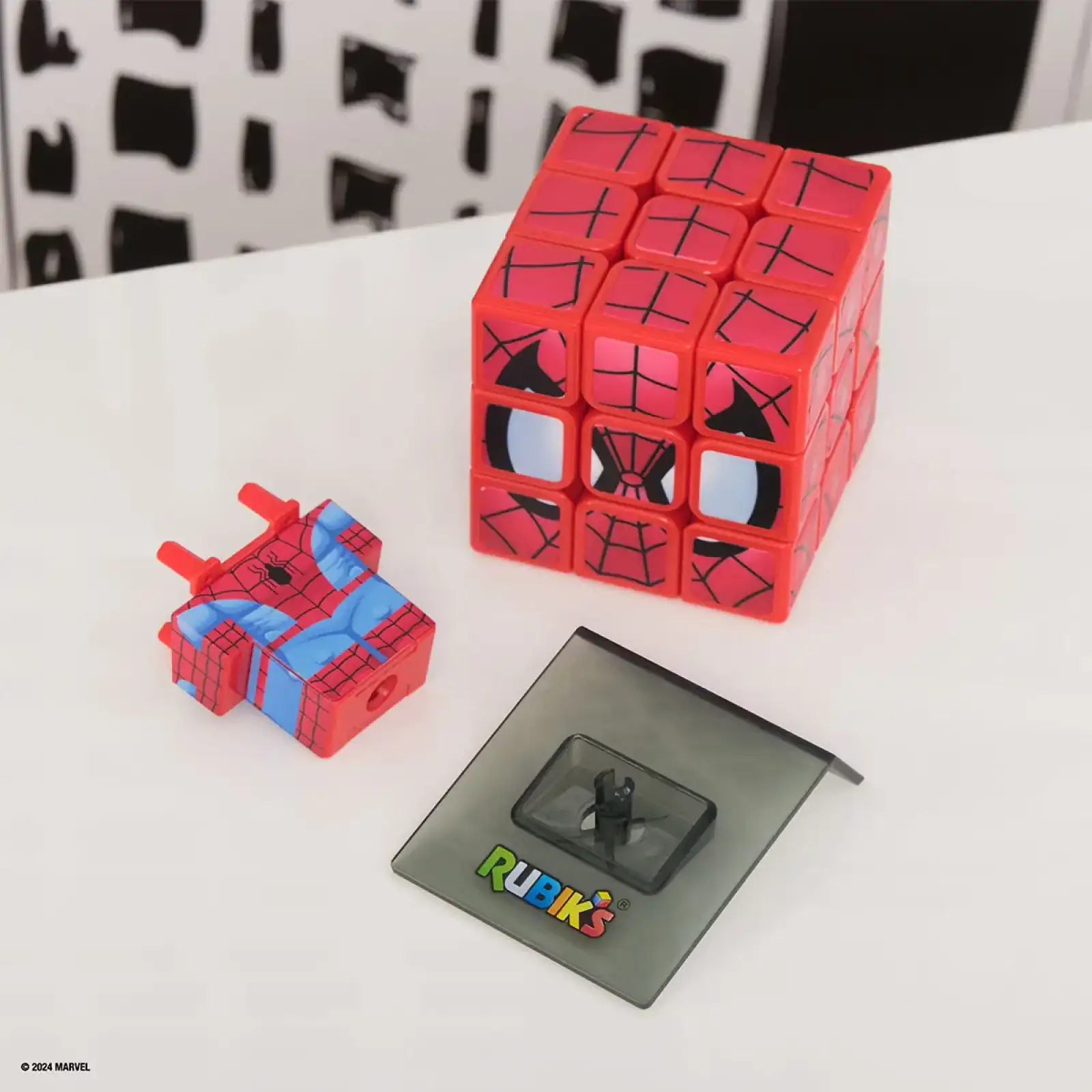Головоломка RUBIK'S серії 