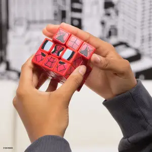 Головоломка RUBIK'S серії 