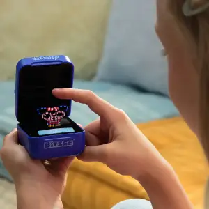 Інтерактивна іграшка з віртуальними цифровими героями BITZEE - ДІСНЕЙ (6070776)