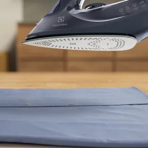 Утюг ELECTROLUX E6SI1-4MN UA
