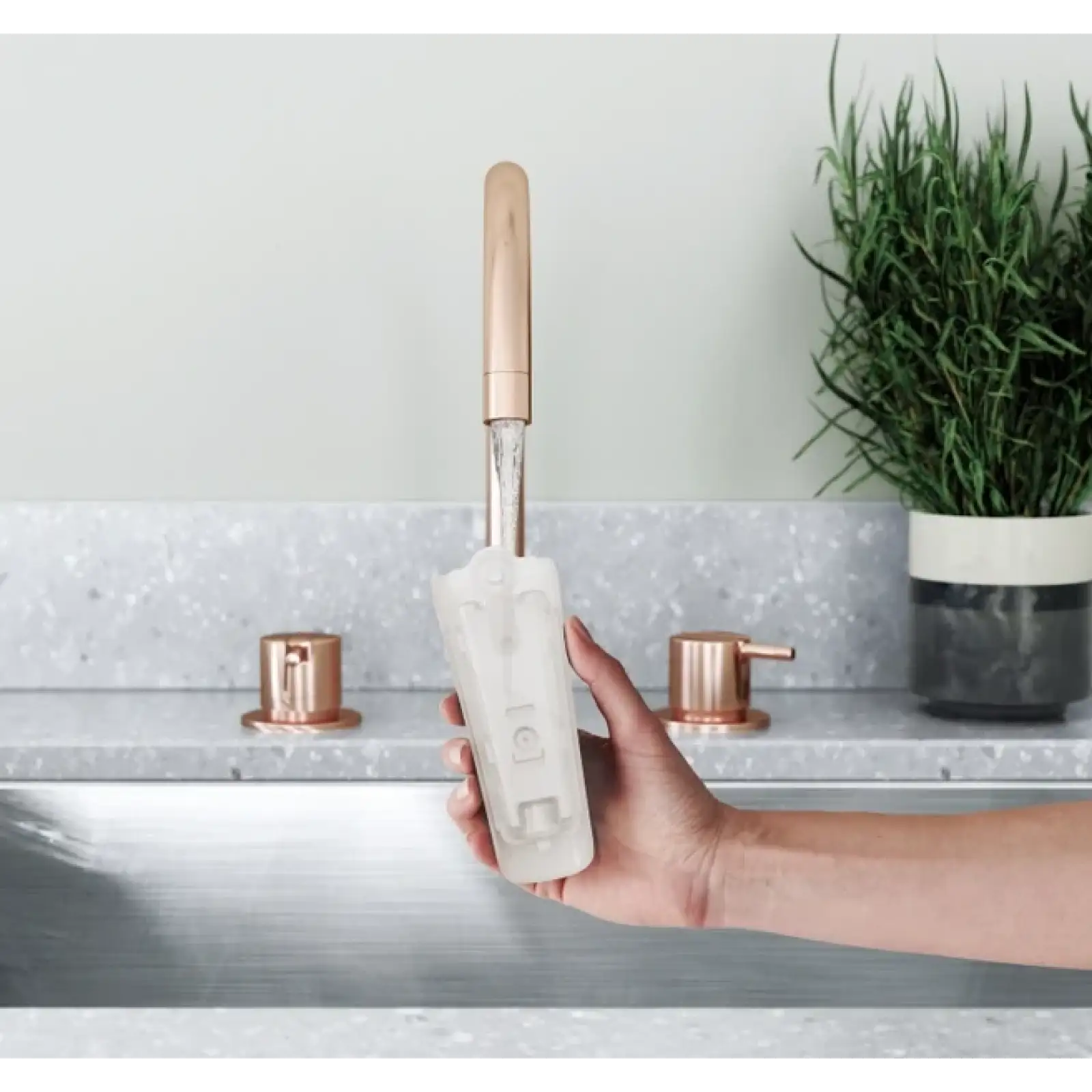 Отпариватели Electrolux E7HS1-6OW UA