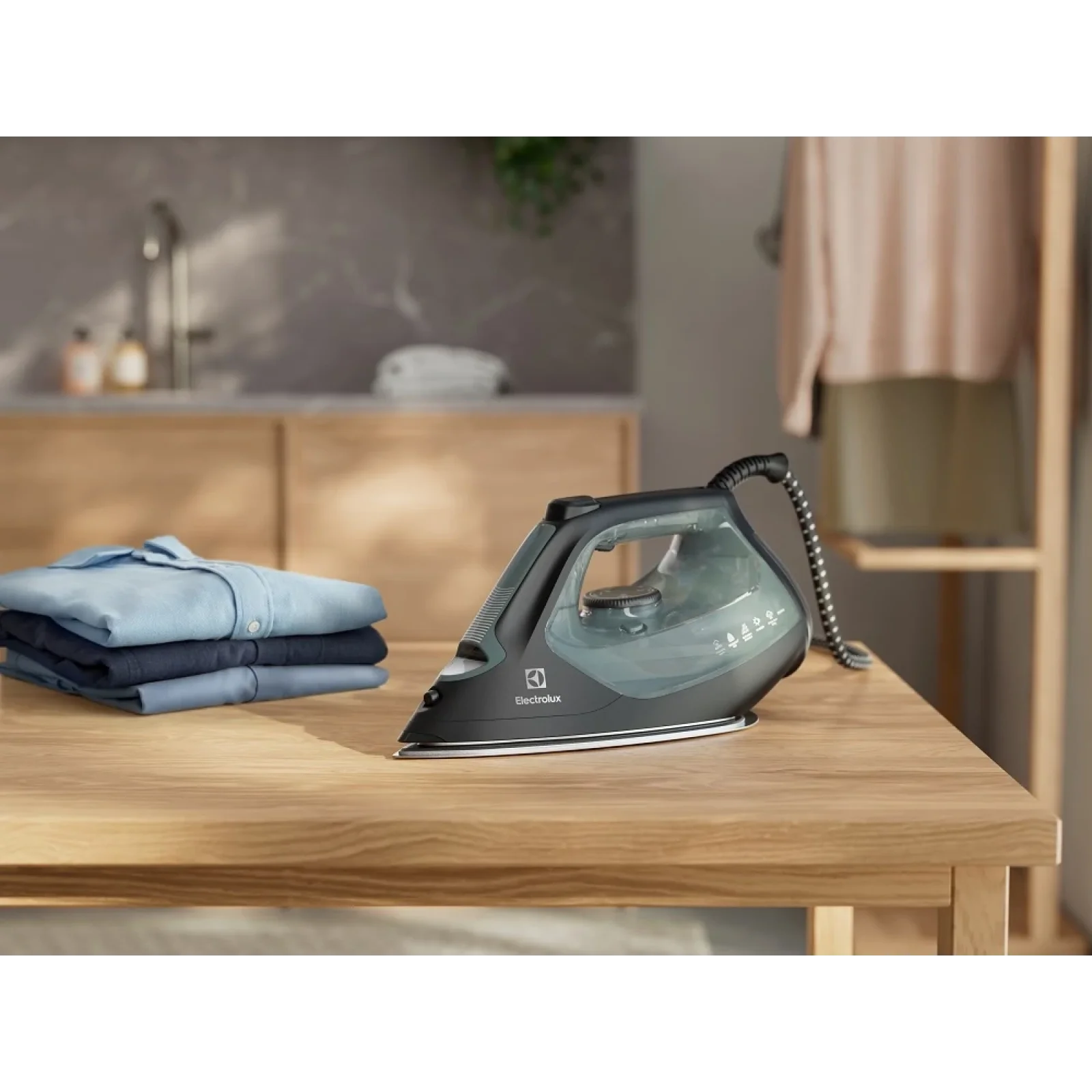 Утюг Electrolux E7SI2-6OG UA