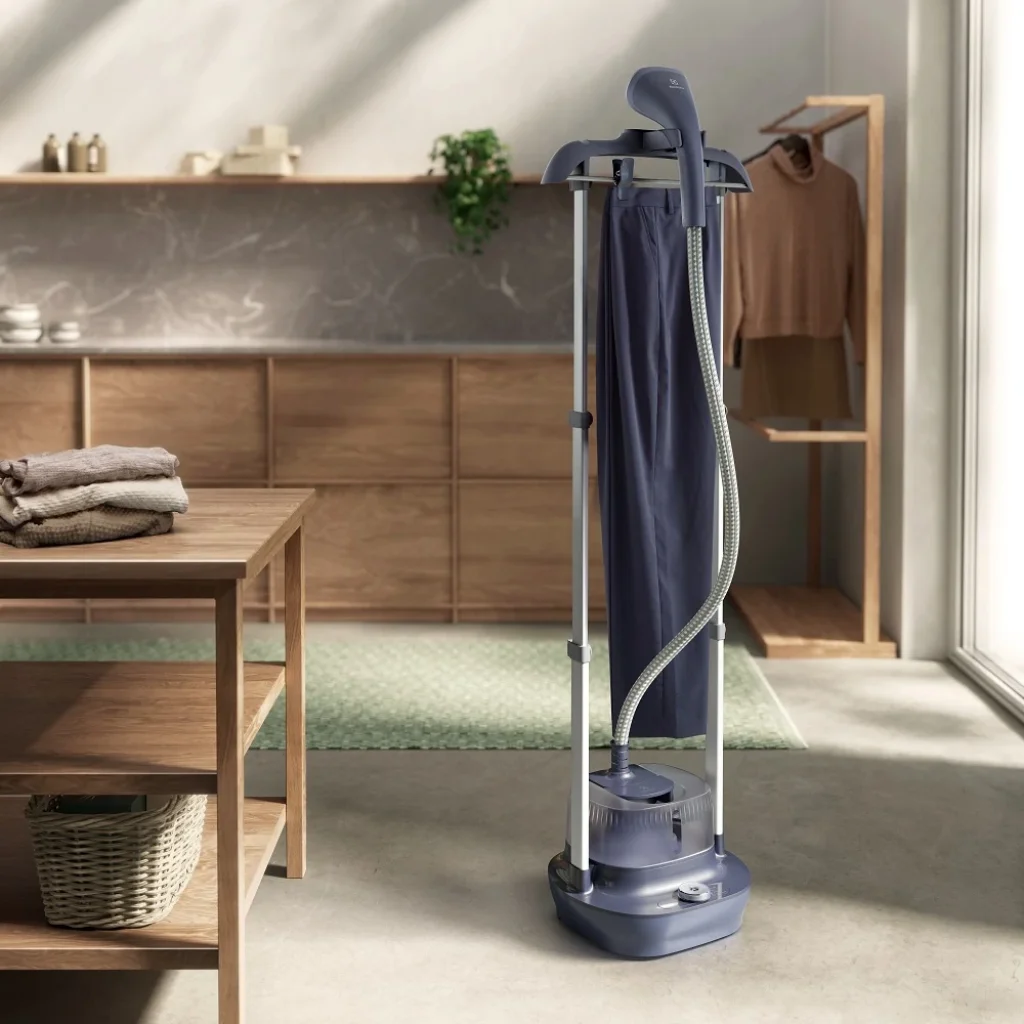 Відпарювач Electrolux E7US1-4MN UA
