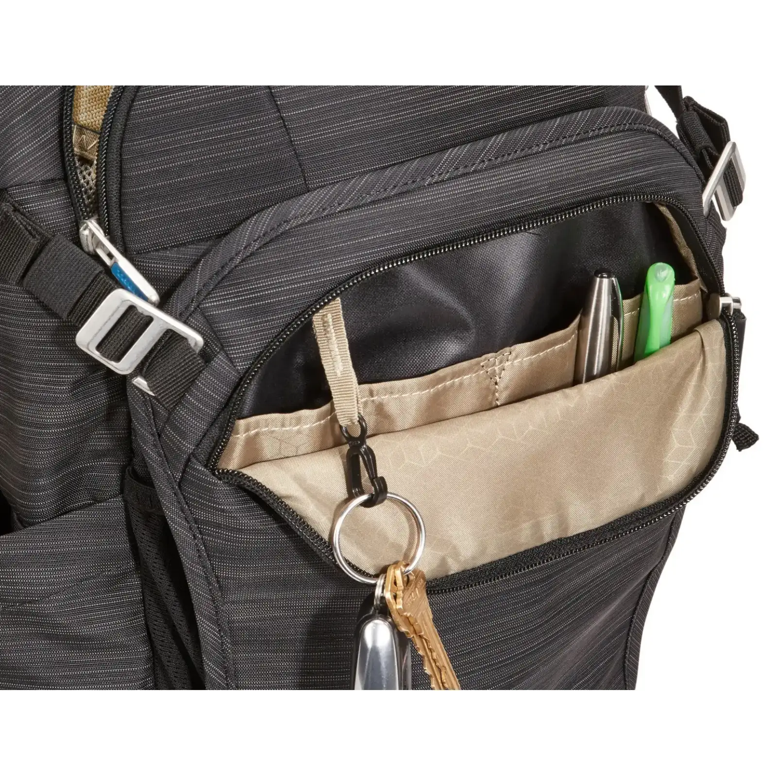 Рюкзаки городские THULE Construct 24L CONBP-116 (Black) UA