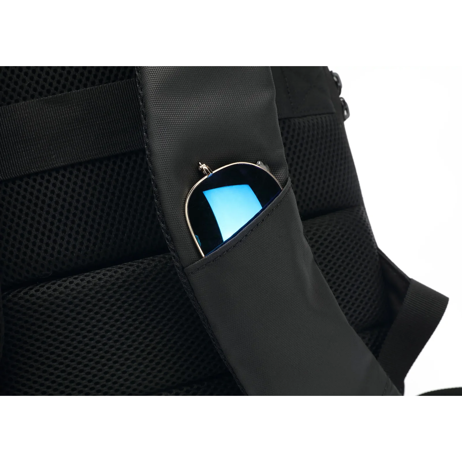 Рюкзаки городские YENKEE 20L 15.6