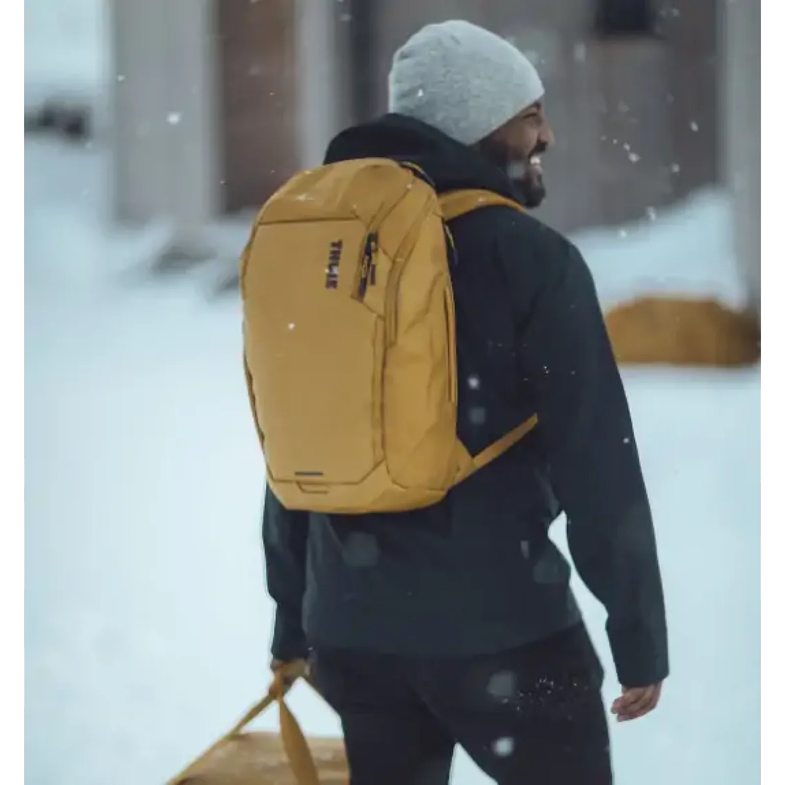 Рюкзаки міські THULE Chasm 26L TCHB-215 (Golden Brown) UA