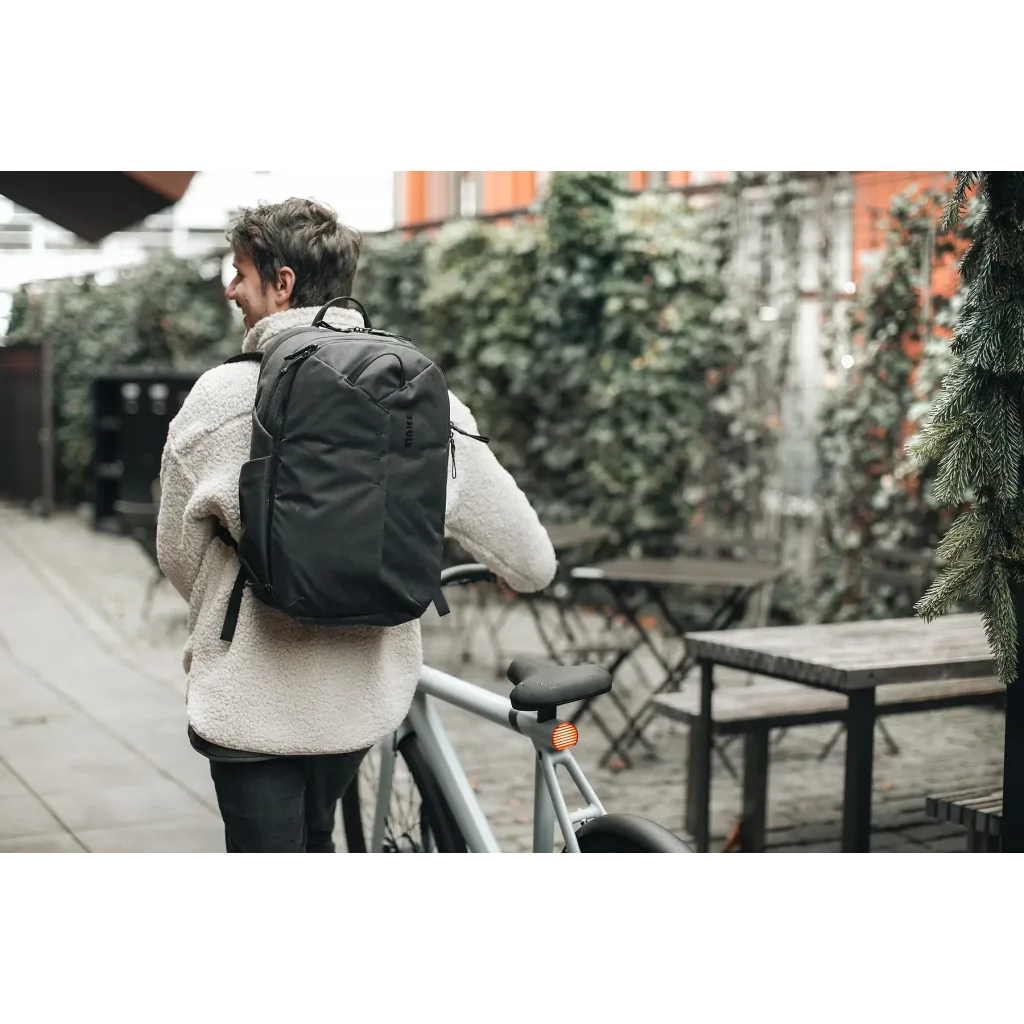 Дорожный рюкзак Thule Aion Travel Backpack 28L TATB128 Black UA