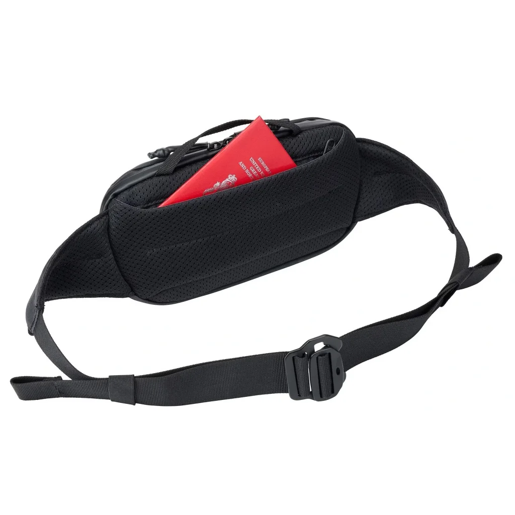 Сумка через плечо Thule Aion Sling Bag TASB102 (Black) UA
