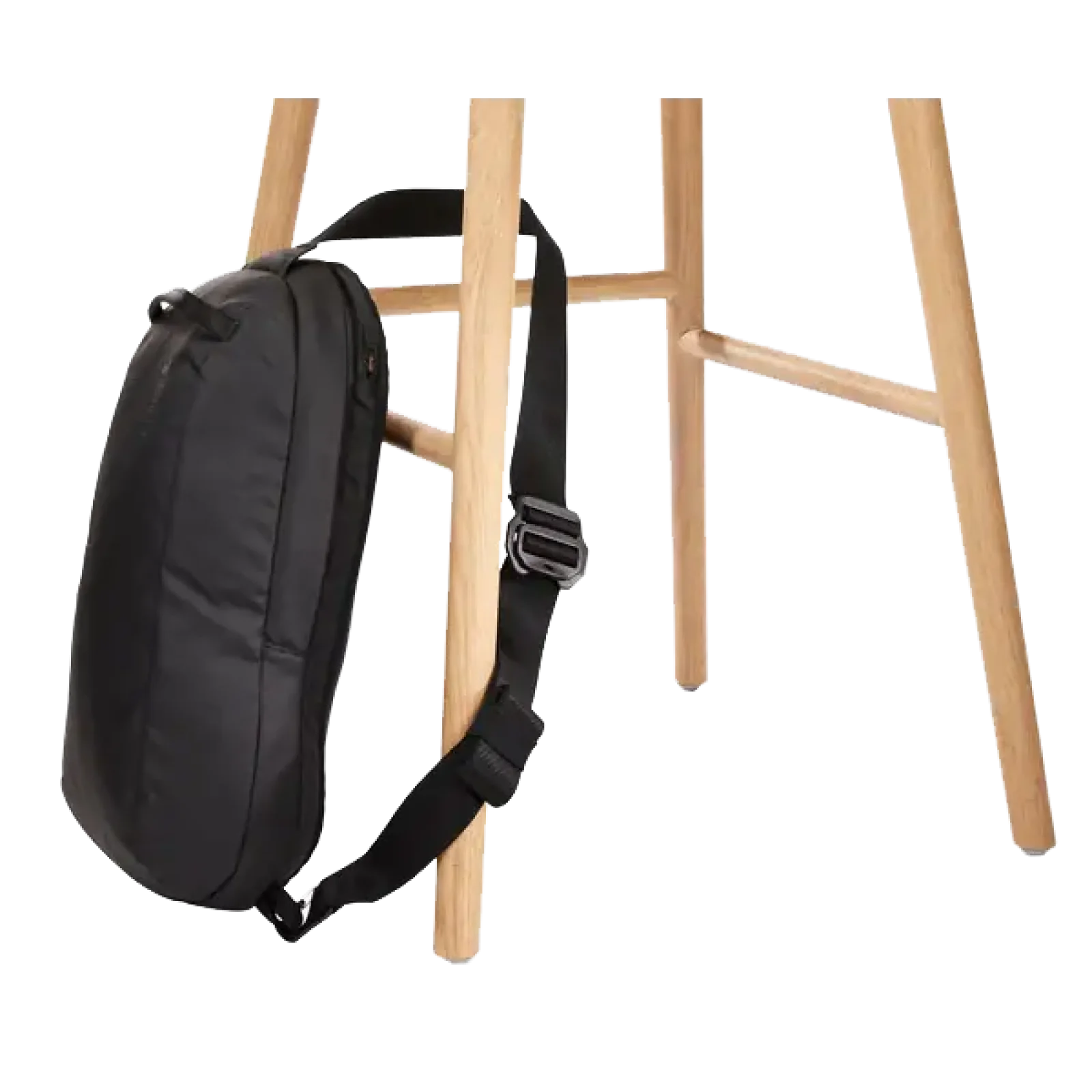 Дорожні сумки і рюкзаки THULE Tact Sling 8L Crossbody Bag TACTSL-08 (Чорний) UA