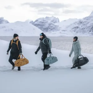 Дорожні сумки і рюкзаки THULE Chasm Duffel 30L TDSD-301 (Чорний) UA
