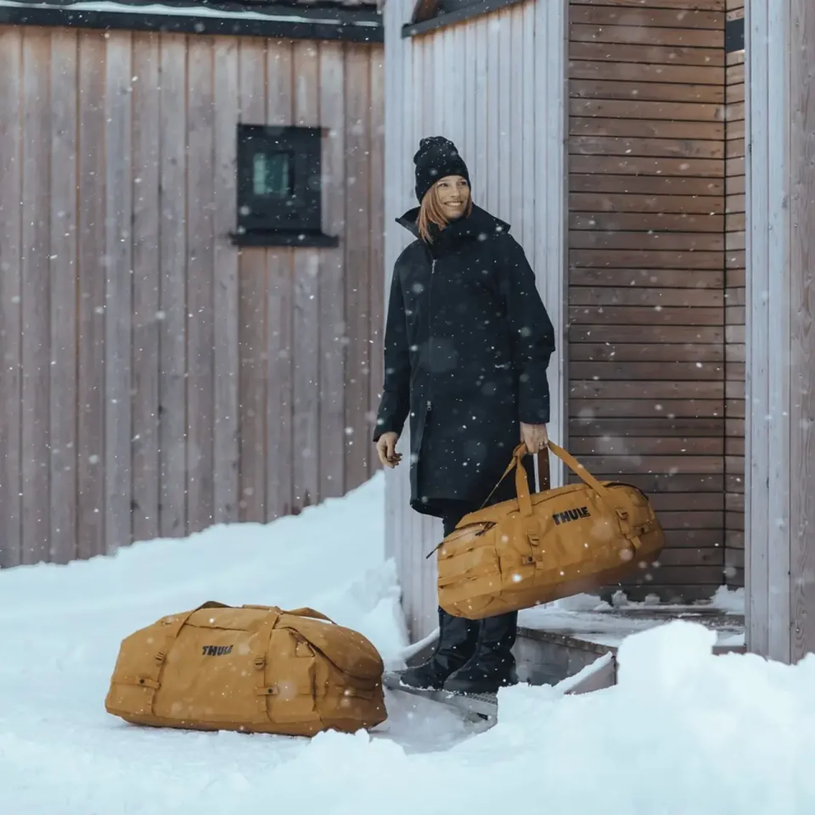 Дорожня сумка Thule Chasm Duffel 30L TDSD-301 Golden Brown UA
