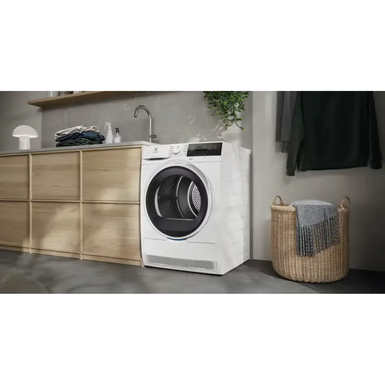 Сушильна машина ELECTROLUX EW6D38C4U UA