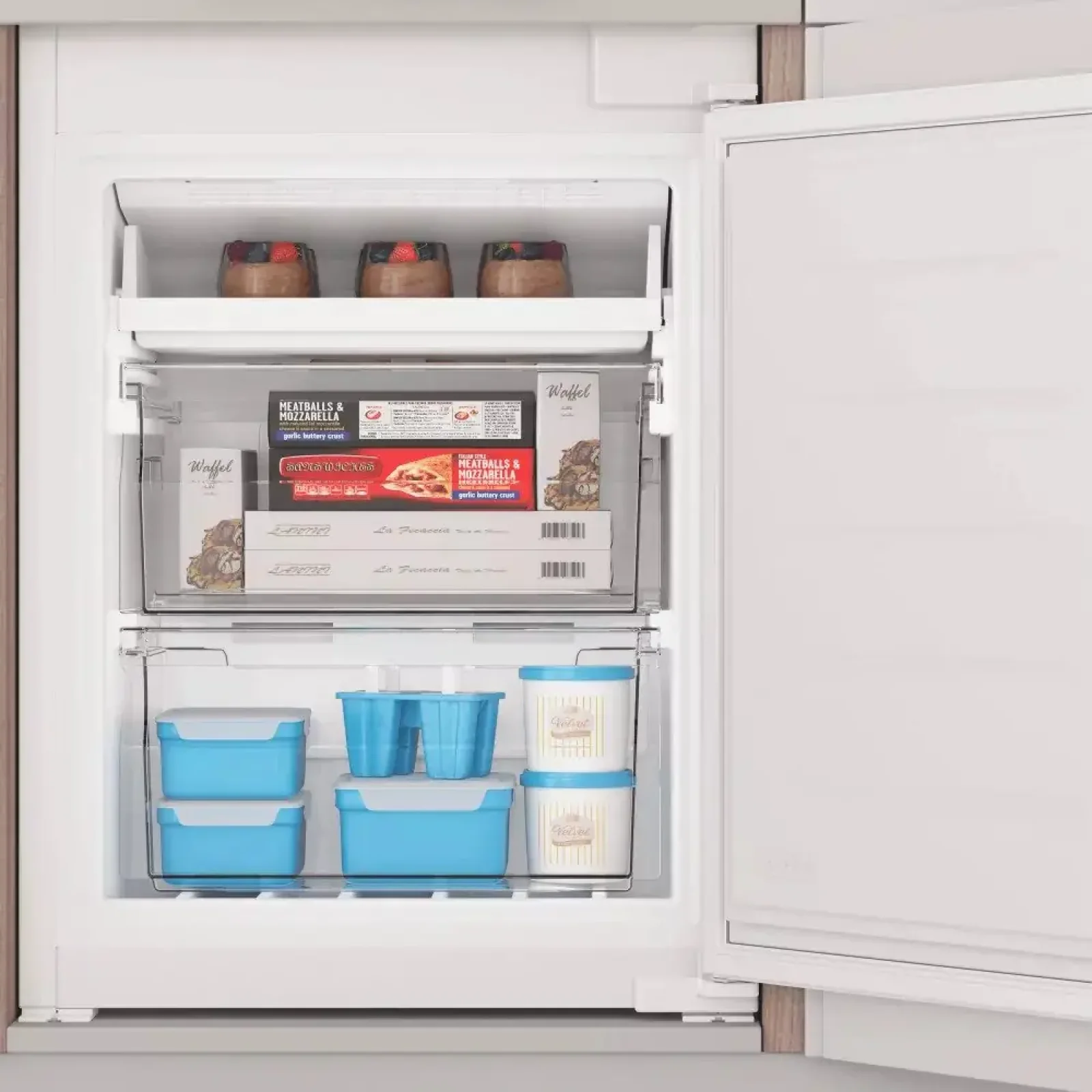 Холодильник Indesit INC20T321EU UA