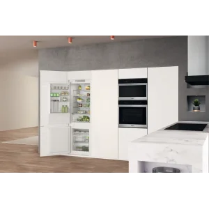 Вбуд. холодильник WHIRLPOOL WHC18 T311 UA