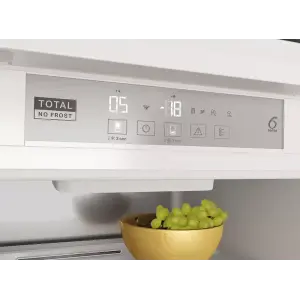 Вбуд. холодильник WHIRLPOOL WHC20 T593 UA