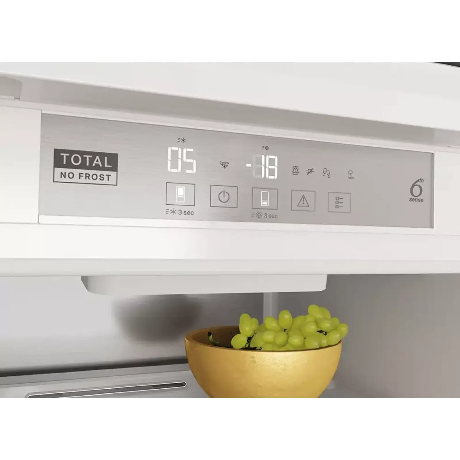 Холодильник Whirlpool WHC18 T573 UA