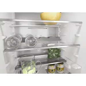 Холодильник Whirlpool WHC18 T573 UA