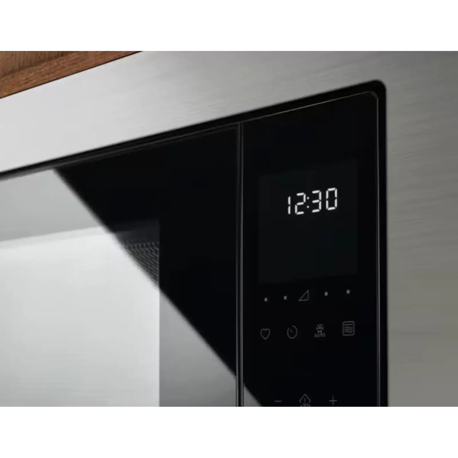 Мікрохвильова піч (НВЧ) вбудована Electrolux EMS4253TBX UA