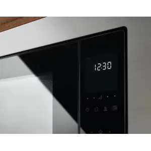 Мікрохвильова піч (НВЧ) вбудована Electrolux EMS4253TBX UA