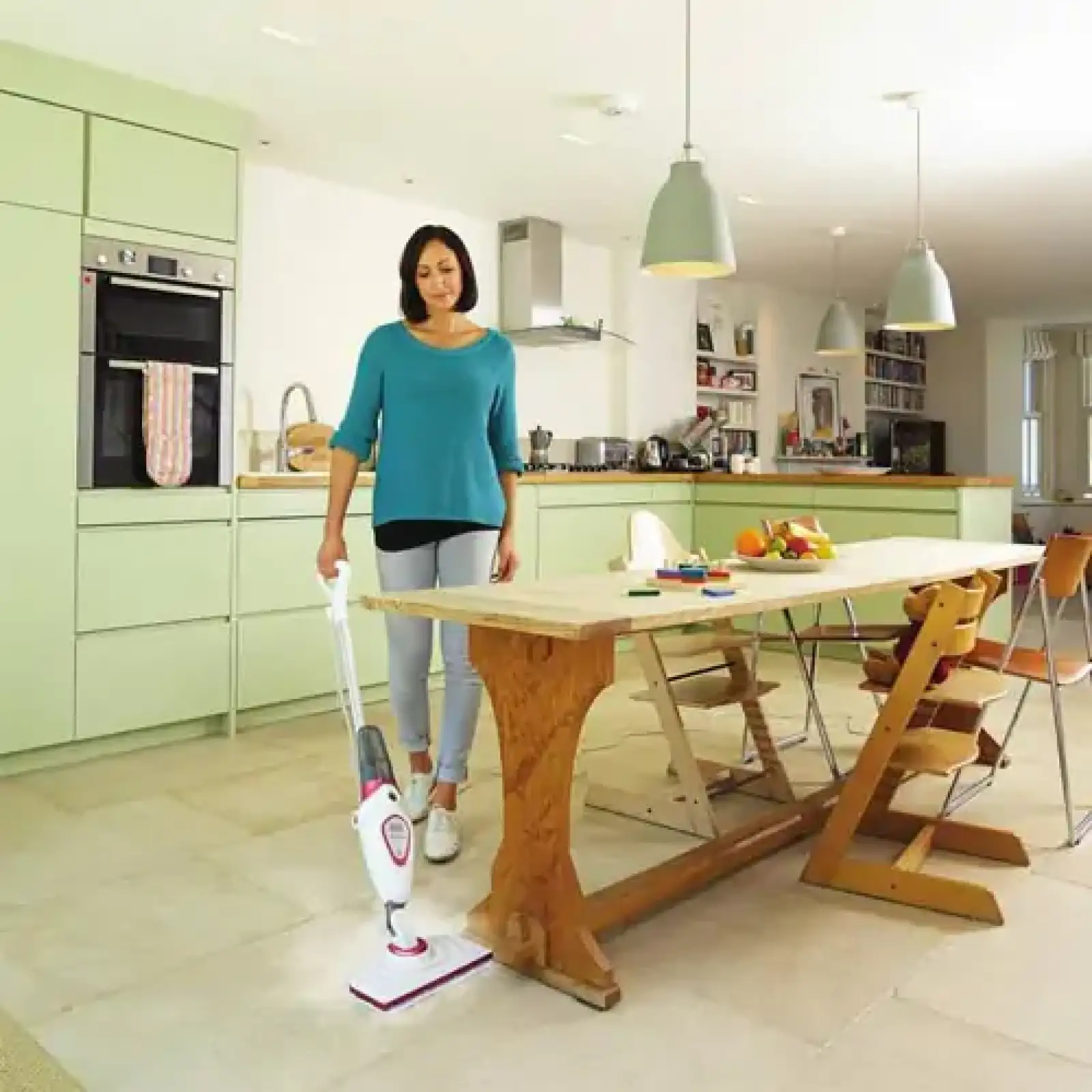 Паровая щетка Black&Decker BDS1616R UA