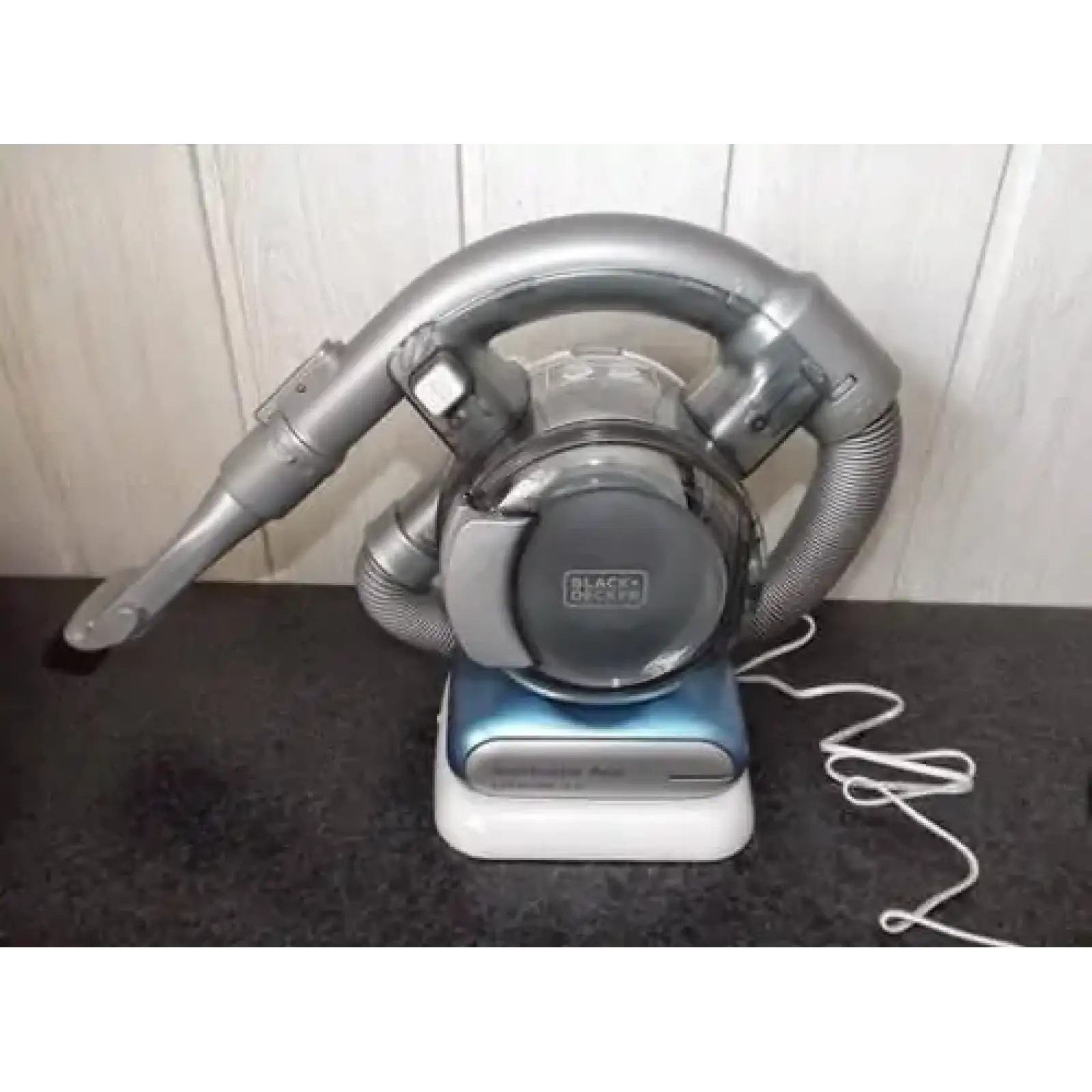 Акумуляторний пилосос Black&Decker PD1420LP UA