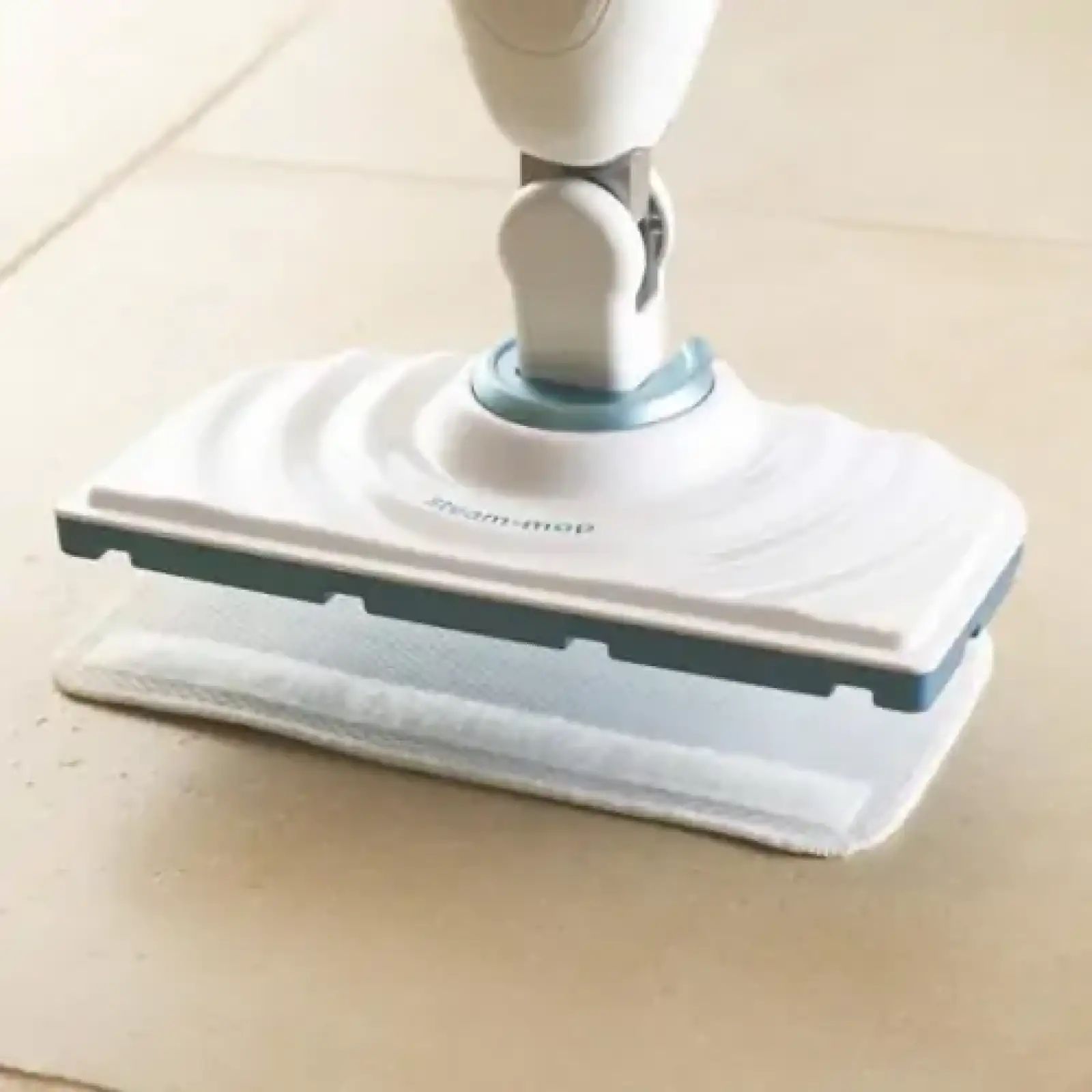 Парова швабра Black&Decker FSM1615 UA