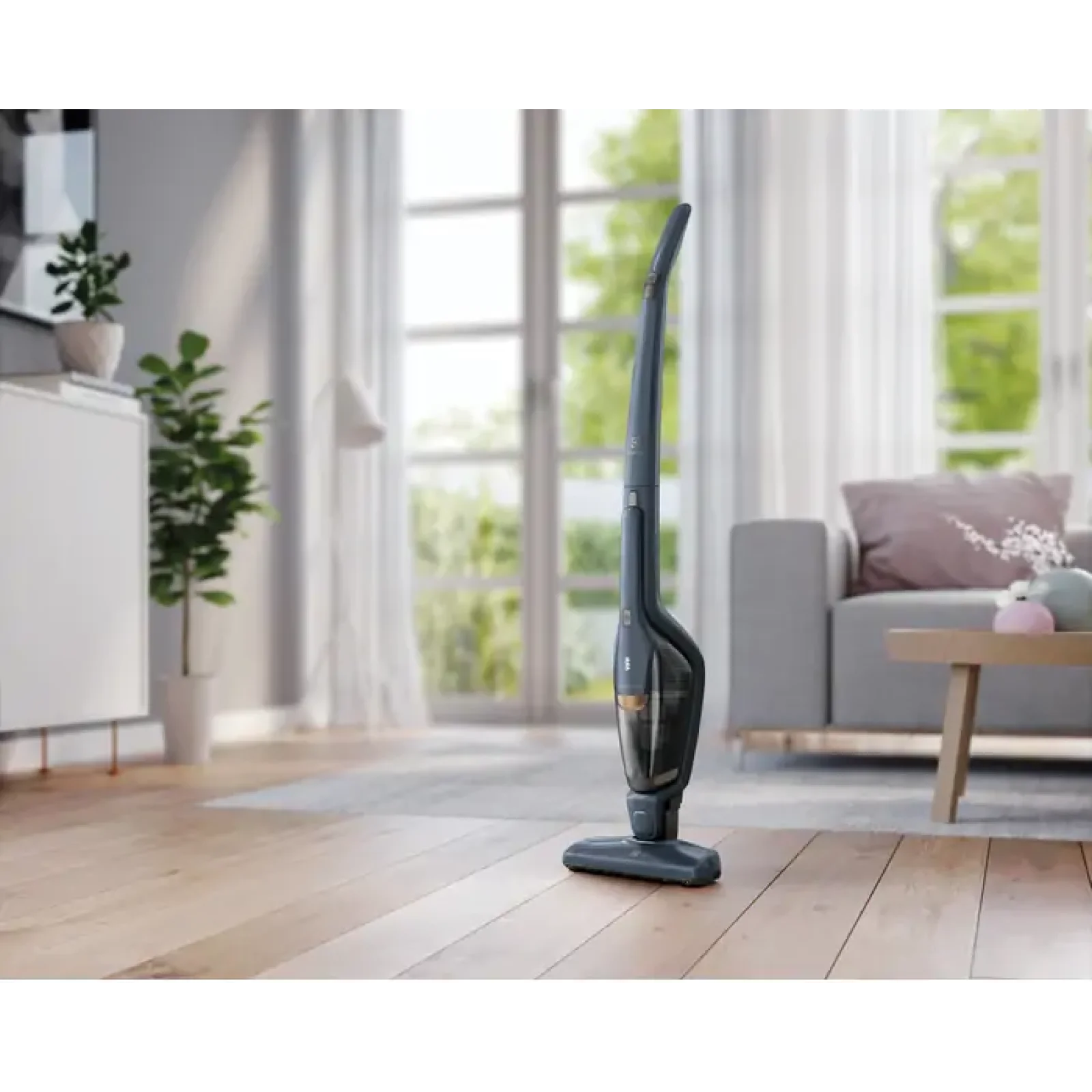 Пылесос аккумуляторный ELECTROLUX EERC75DB UA