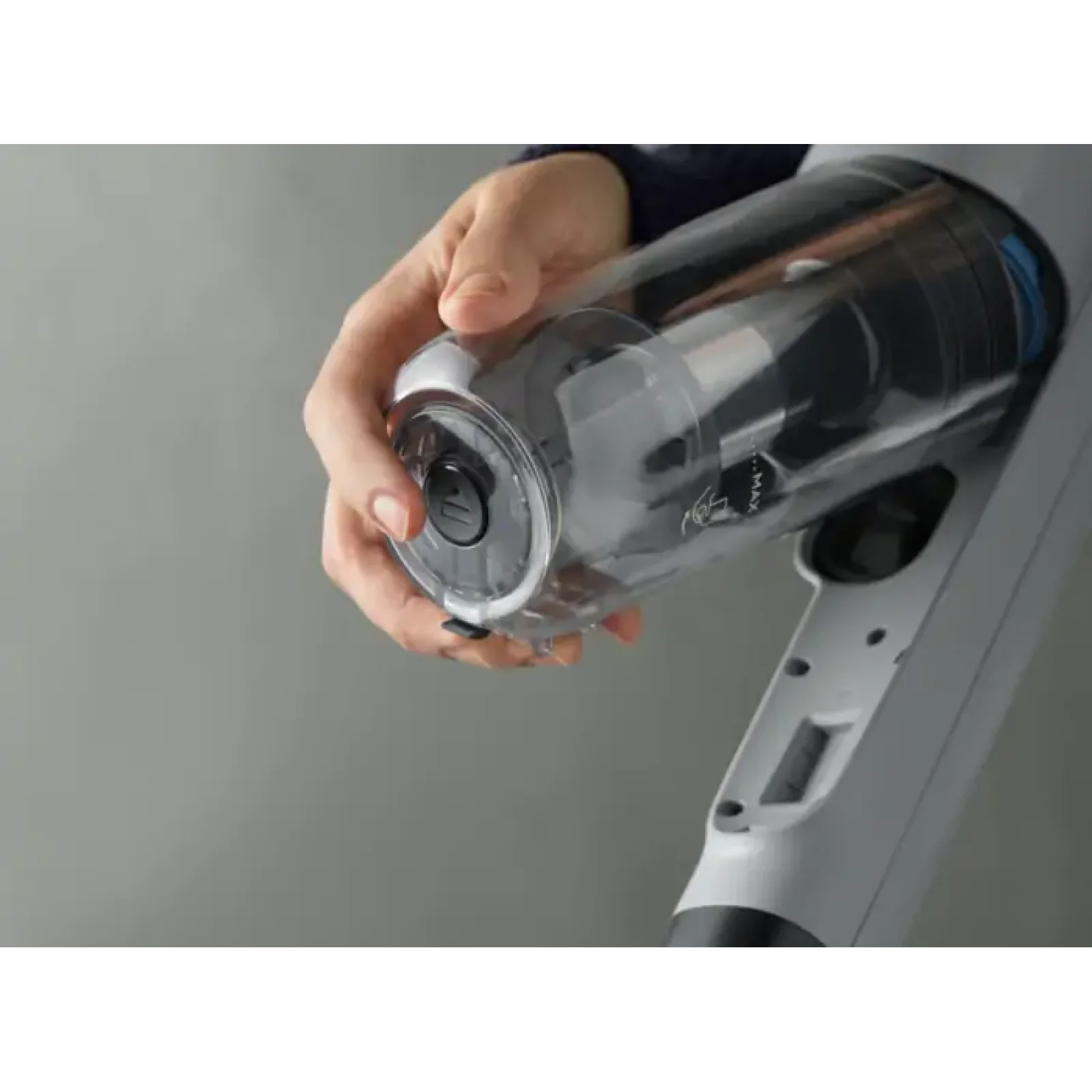 Пилосос акумуляторний ELECTROLUX EP71B14WET UA