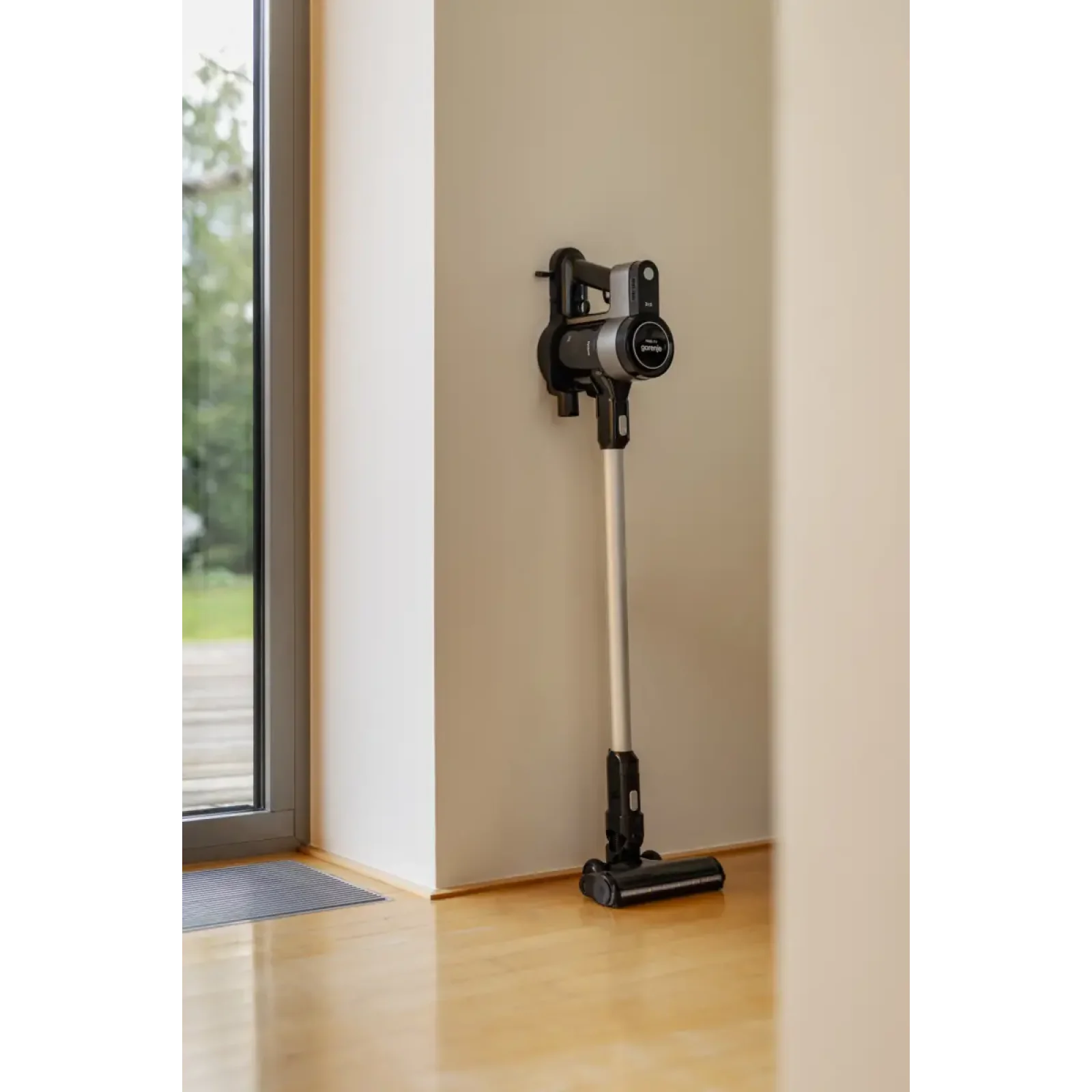 Акумуляторний пилосос Gorenje SVC216300FLA (VC3923BC-GS) UA