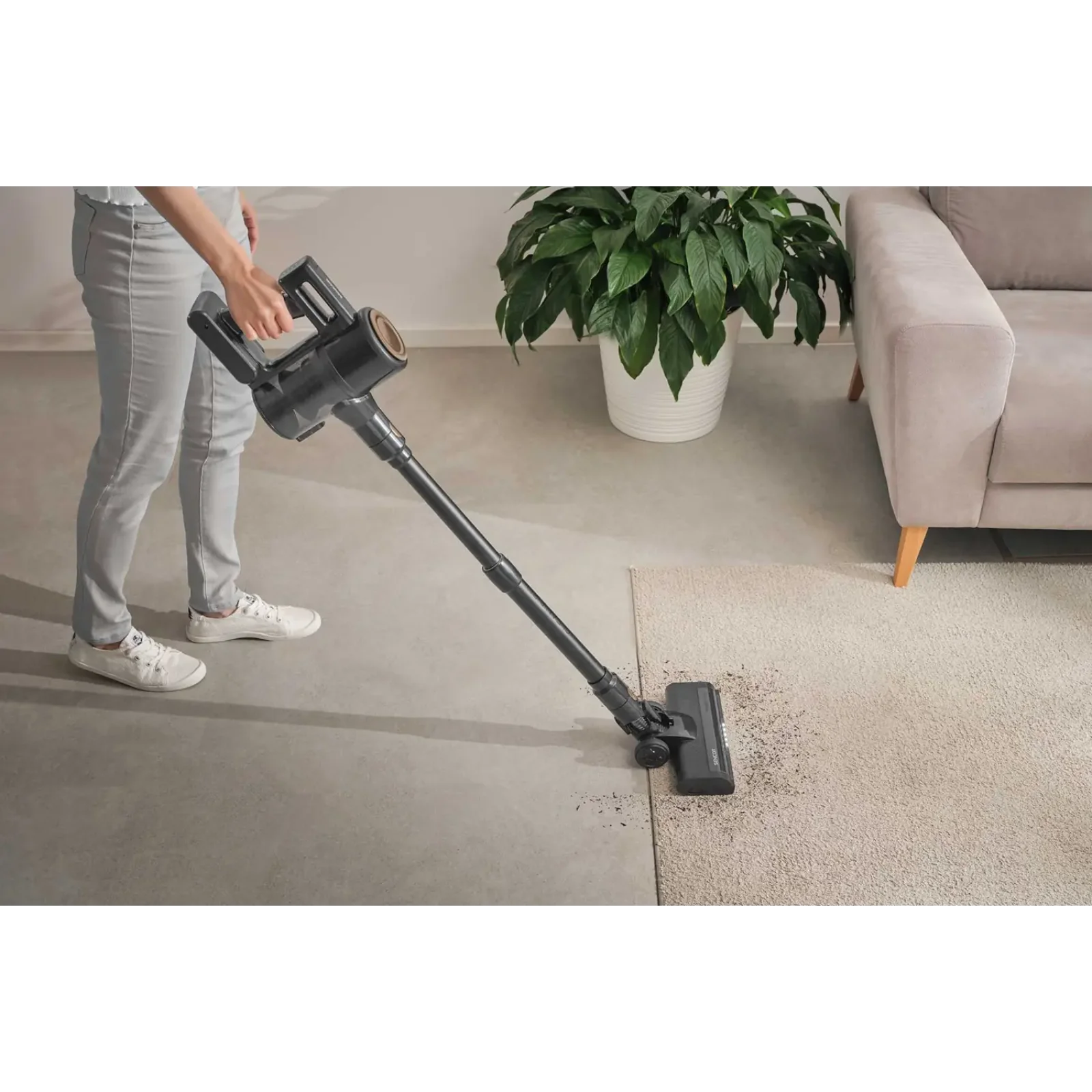 Акумуляторний пилосос Sencor SVC 7222BK UA