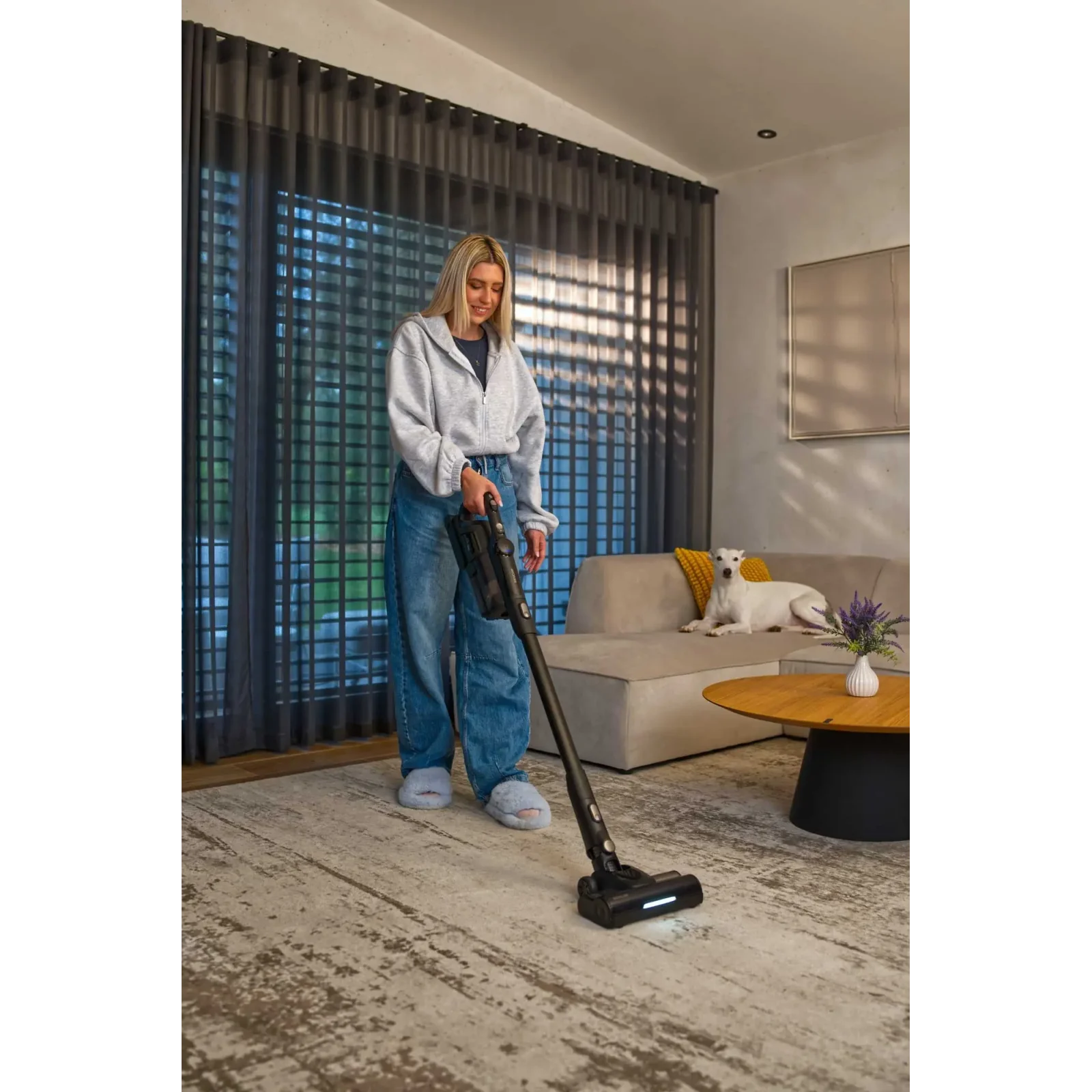 Акумуляторний пилосос Sencor SVW 8872 UA