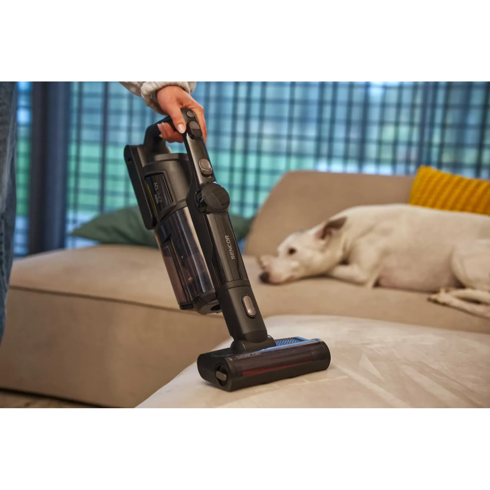 Акумуляторний пилосос Sencor SVW 8872 UA