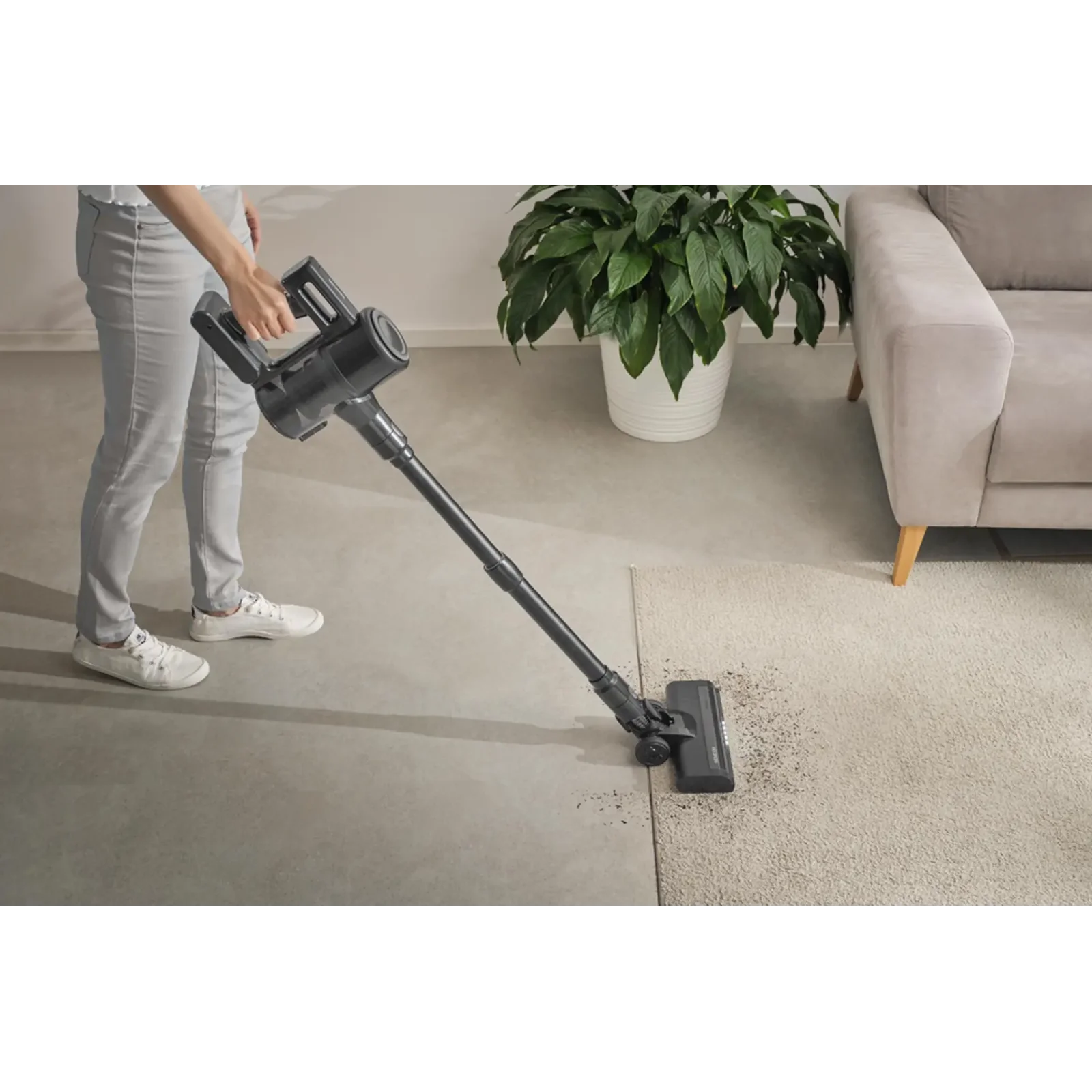 Акумуляторний пилосос Sencor SVC 7221BK UA