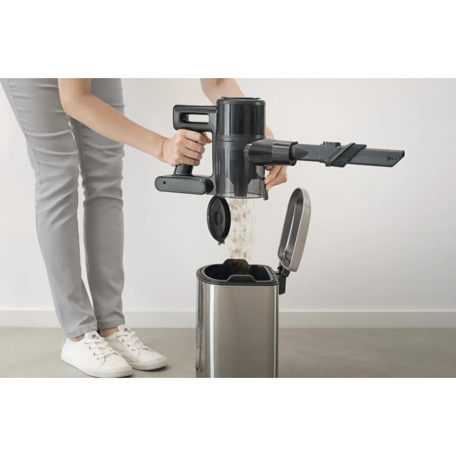 Акумуляторний пилосос Sencor SVC 7221BK UA