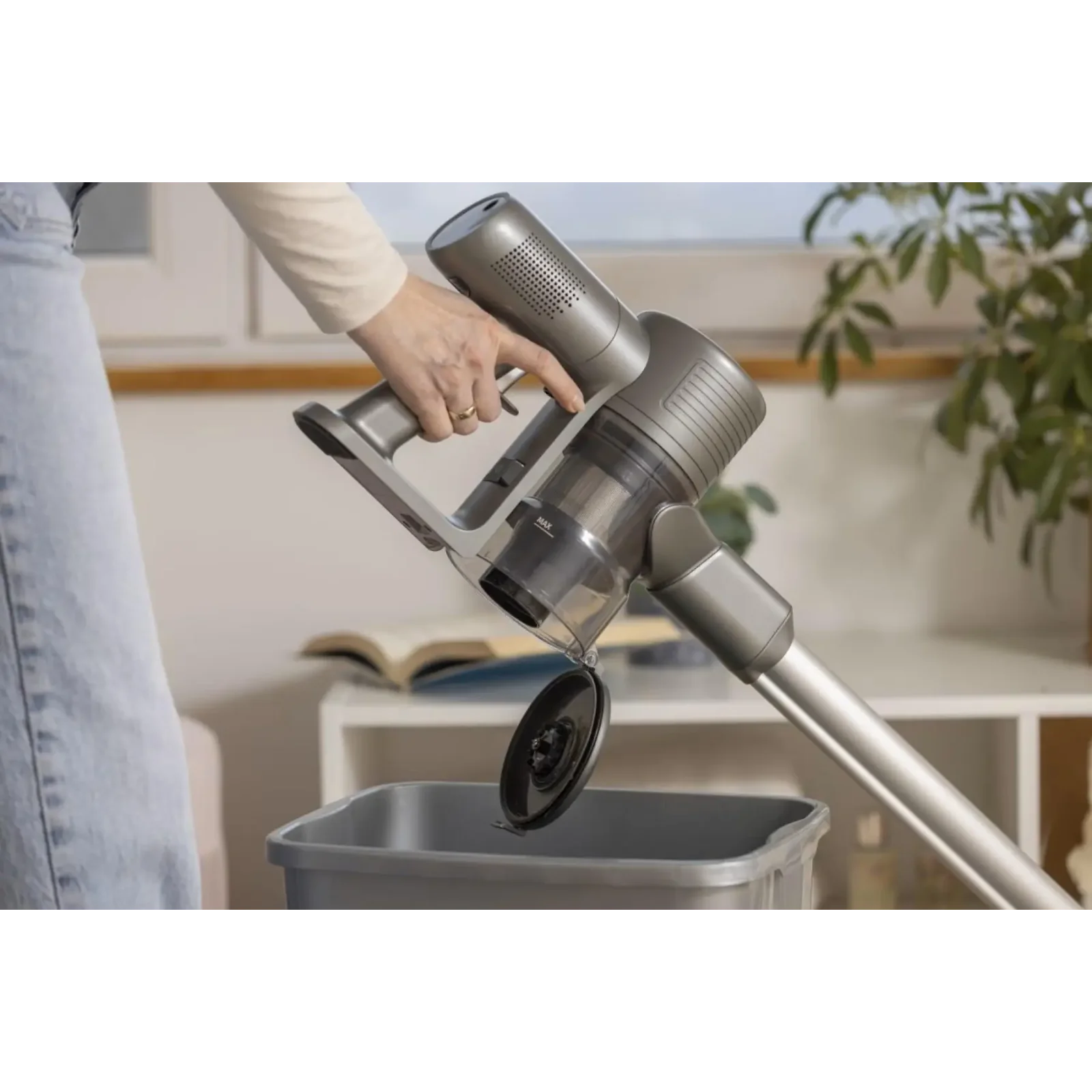 Аккумуляторный пылесос Gorenje SVC252420FFA UA