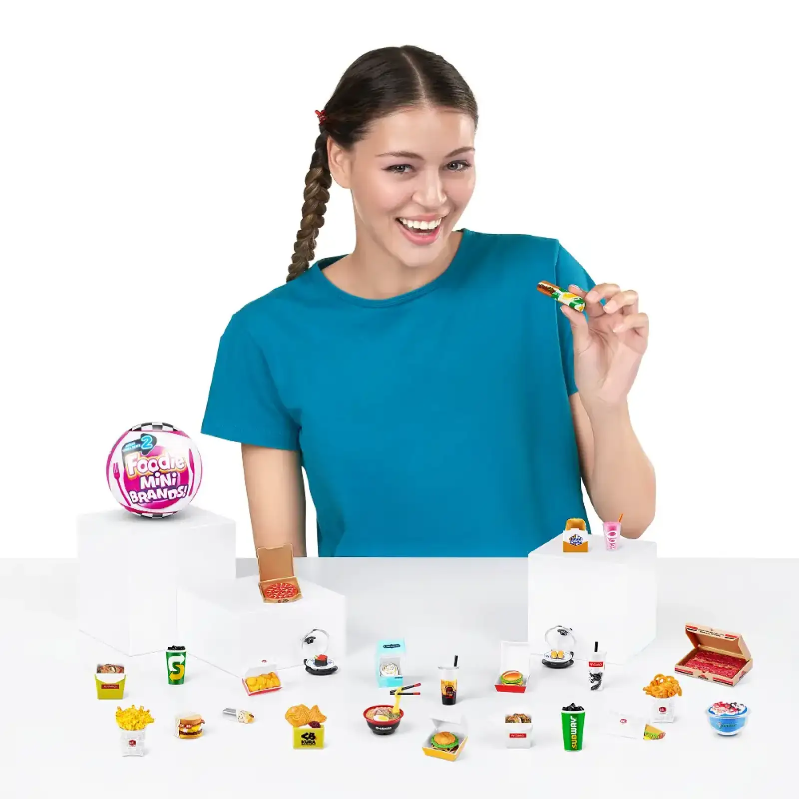 Игровой набор Zuru Mini Brands FOODIE Фигурки-сюрприз в шаре 5 шт. в ассортименте UA