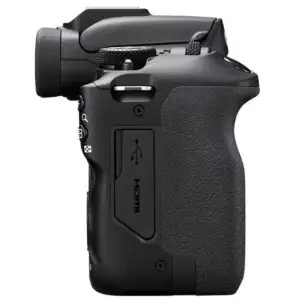 Цифровая камера Canon EOS R100 RF-S 18-45 IS STM Travel Kit UA