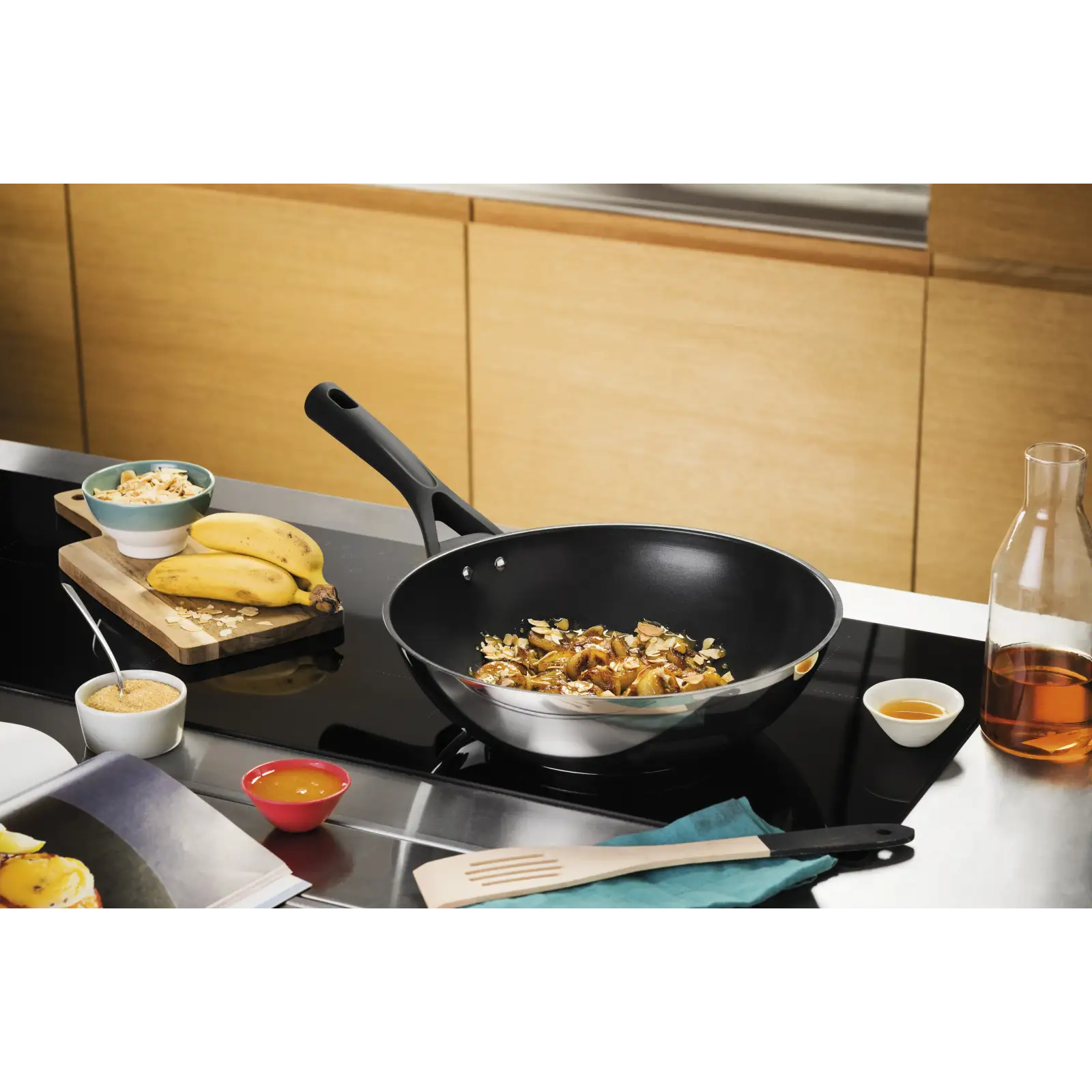 Сковорода WOK PYREX EXPERT Touch 28 см UA