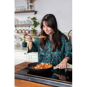 Сковорода Pyrex Cook&Care 24 см, класична UA