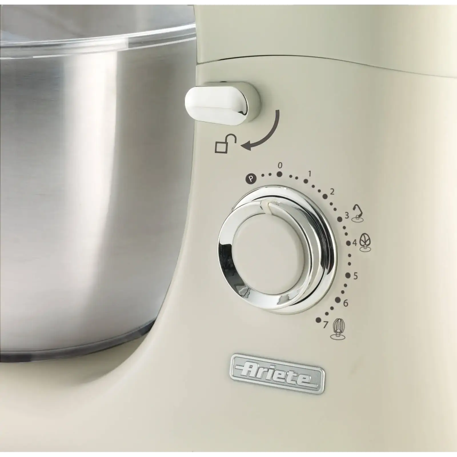 Миксер с чашей ARIETE 1588 UA