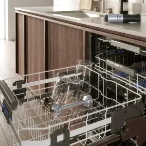 Блендер погружной ELECTROLUX E5HB2-8SS UA